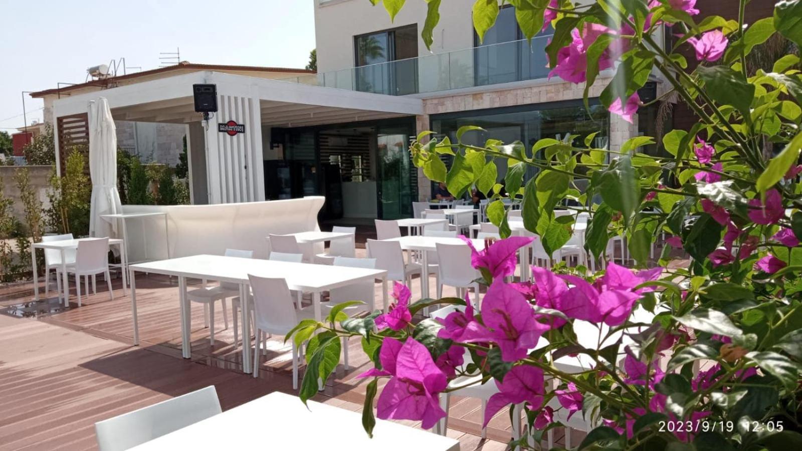 Shah Rooms&Relax Taranto Bagian luar foto