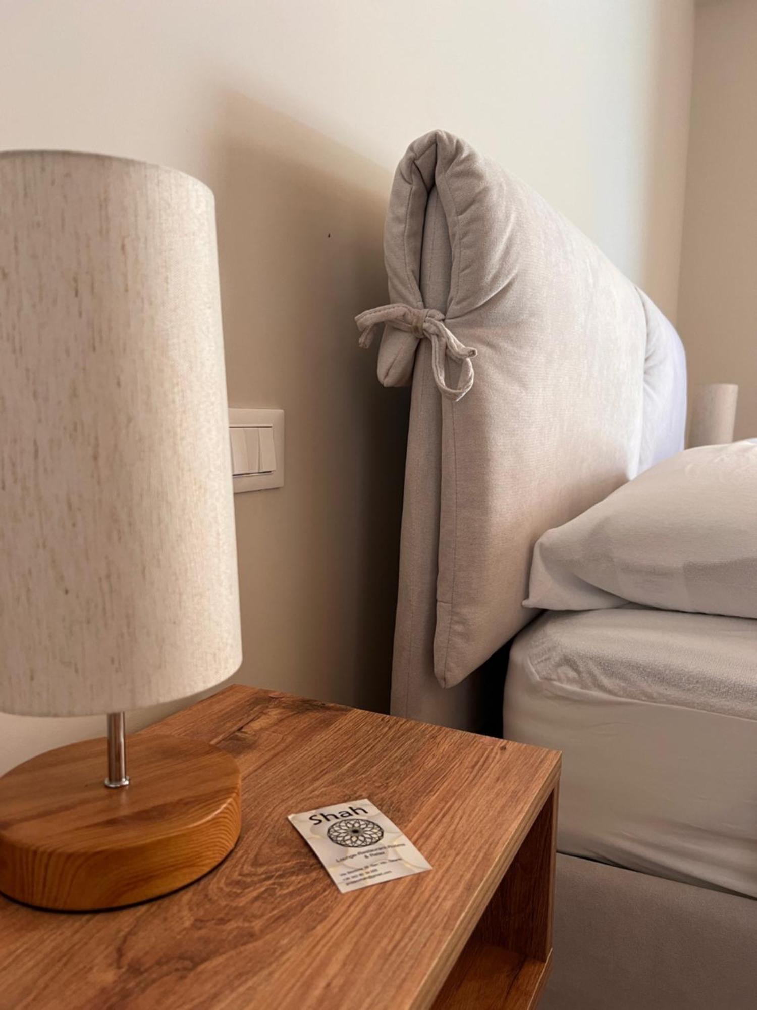 Shah Rooms&Relax Taranto Bagian luar foto