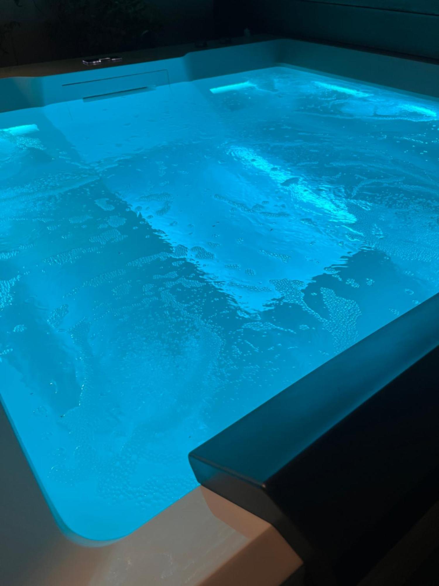 Shah Rooms&Relax Taranto Bagian luar foto